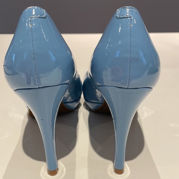(2/$50) Marc Fisher Powder Blue Patent Heels - 7.5 - Picture 5 of 13